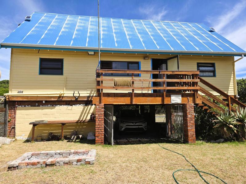 4 Bedroom Property for Sale in Franskraal Western Cape